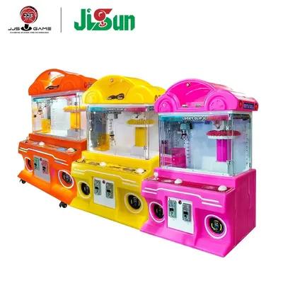 Lucky Doll Claw Machine - view 4