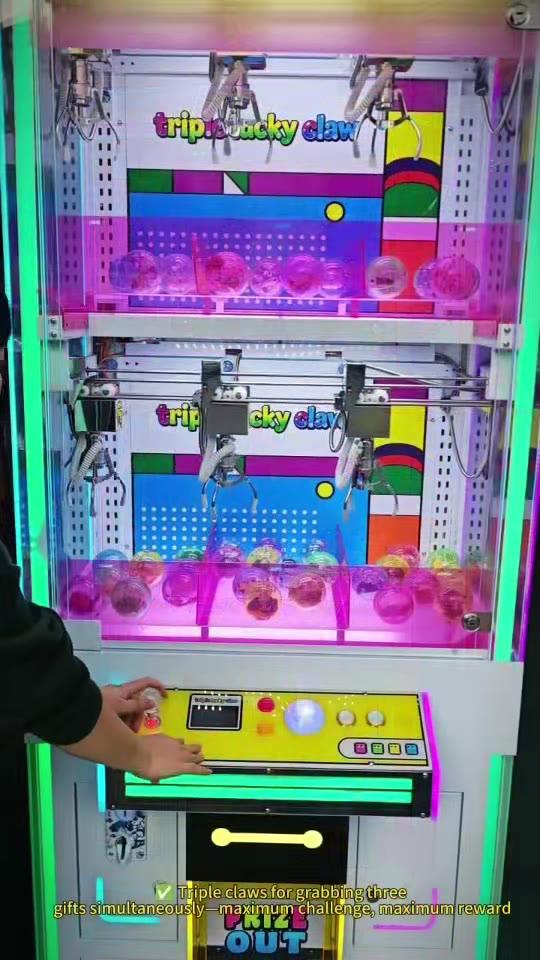Triple Lucky Claw Machine - Product Video